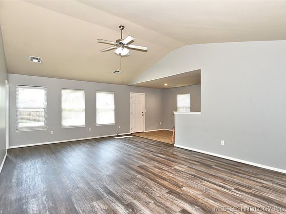 4th image of 6650 E 130th Pl S