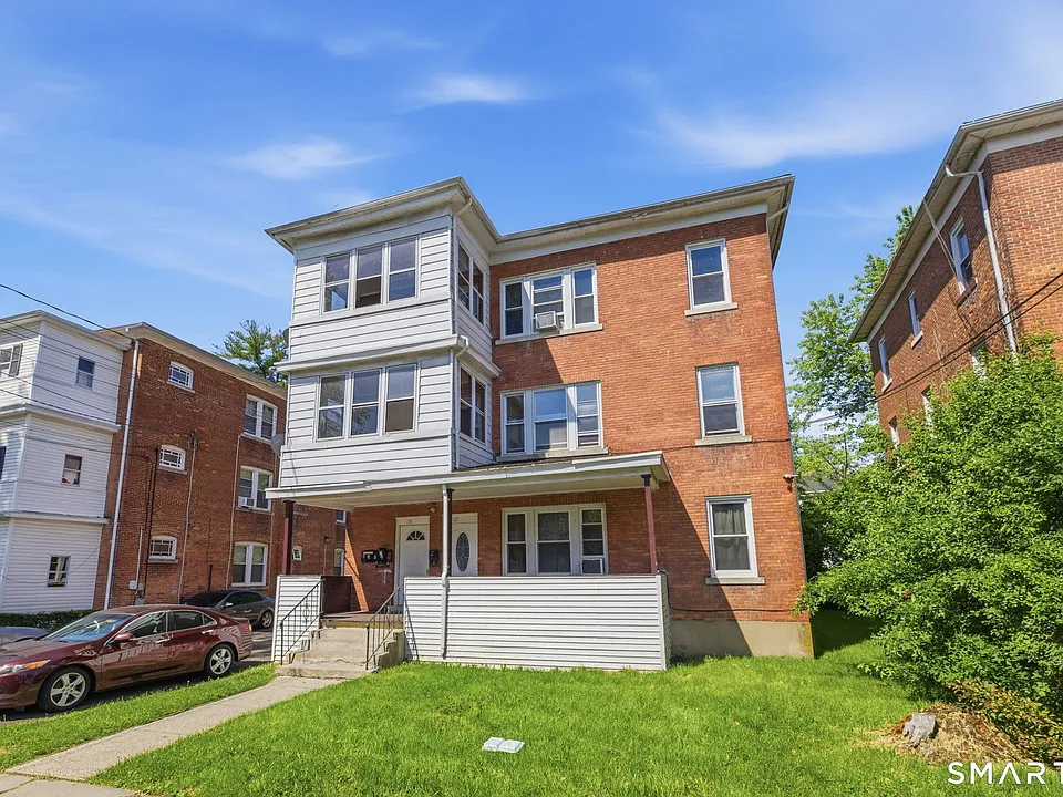 115 Baltimore St #2
