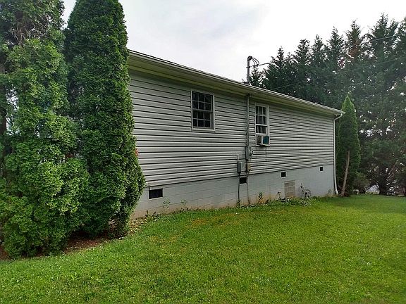 2nd image of 485 Virgilina Cir
