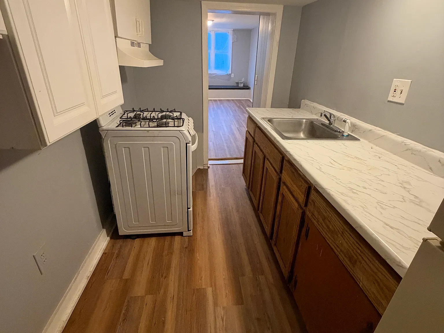 215 Ferry St — Photo 2