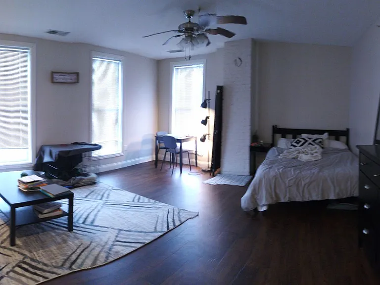 335 S College Ave — Photo 7