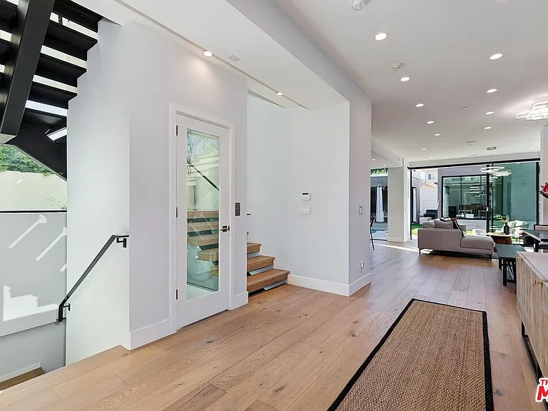 489 S Willaman Dr — Photo 18