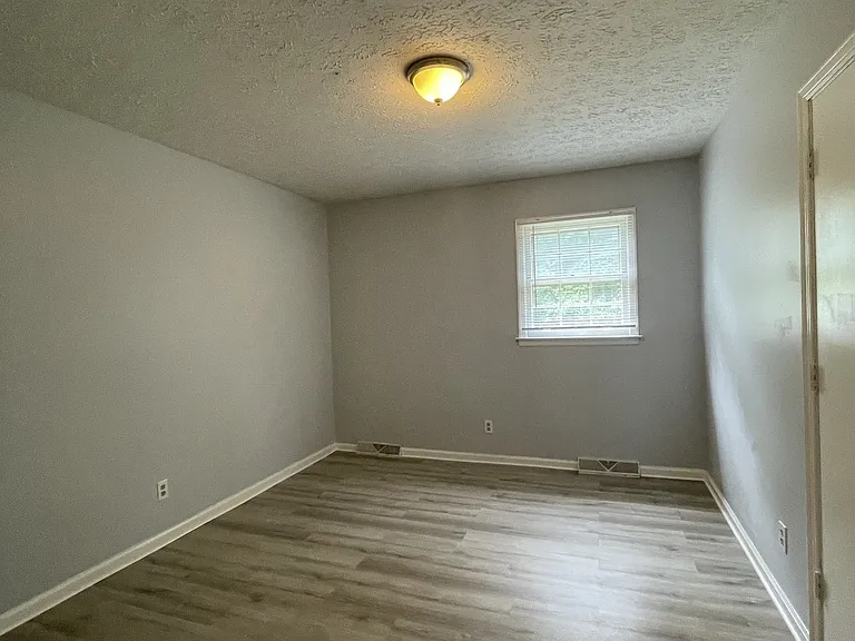 112 Camp Ave #A — Photo 11