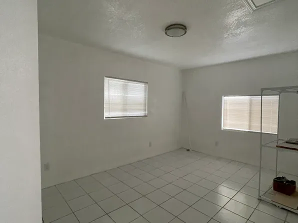 3323 52nd St, San Diego, CA 92105