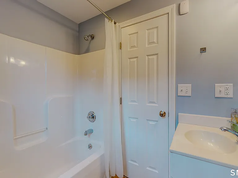 16 Jameson St — Photo 31