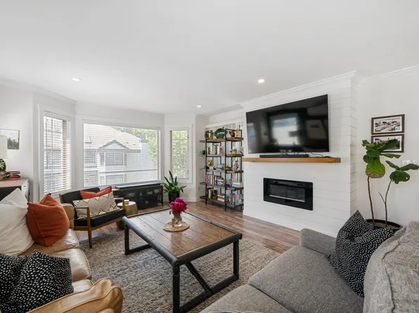 15840 84th Ave #2, Surrey, BC V4N 0W4