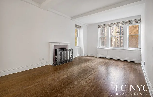 Rented by Keller Williams NYC | media 8