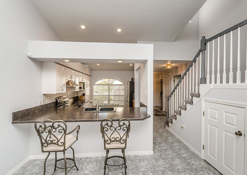 1st image of 2559 W Brook Ln