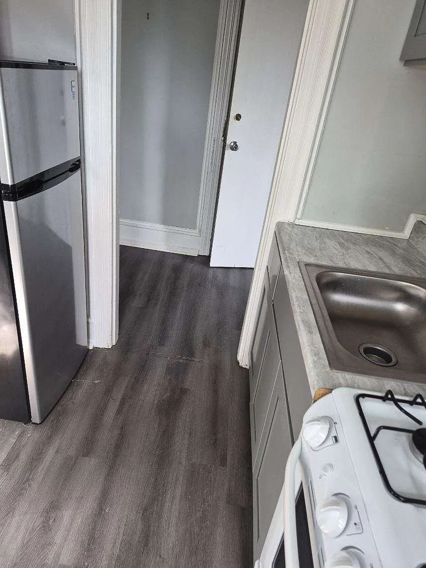 1 bed, 600 sqft, $1,500 — Photo 2