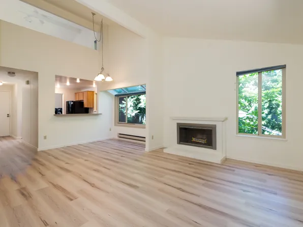 8124 145th Ct NE Unit C-7, Redmond, WA 98052