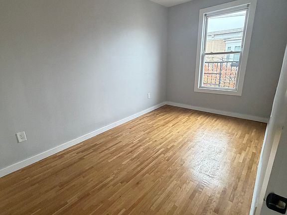 5th image of 97 Webster Ave #B3