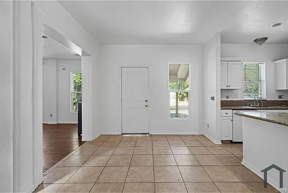 165 N Alessandro Ave — Photo 4