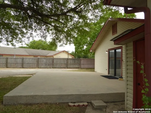 11002 Gaylord Dr, San Antonio, TX 78224