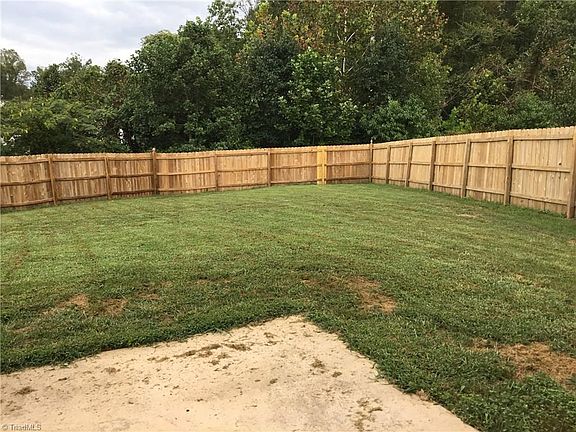2nd image of 3946 Bluestem Dr