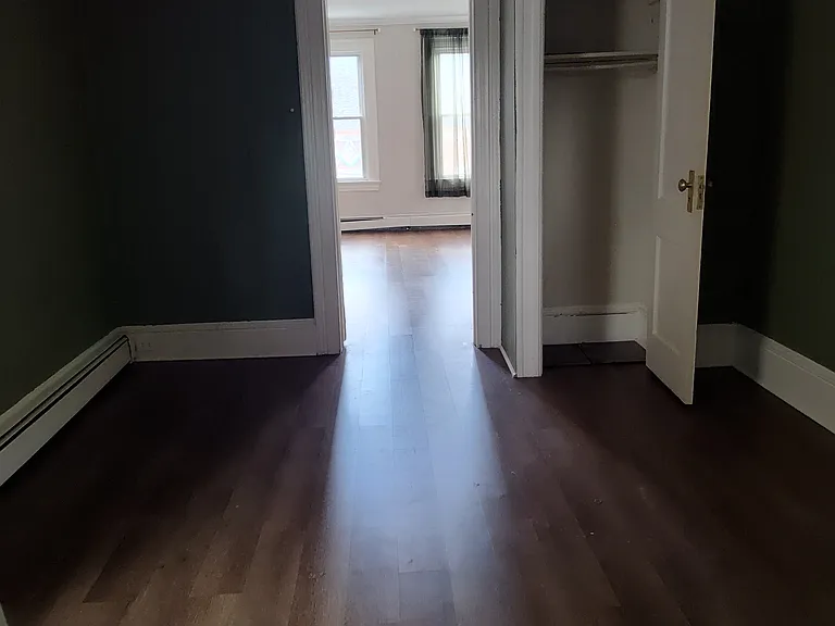 304 Front St #7 — Photo 4
