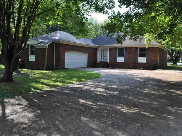 712 E 13th St, Benton, KY 42025