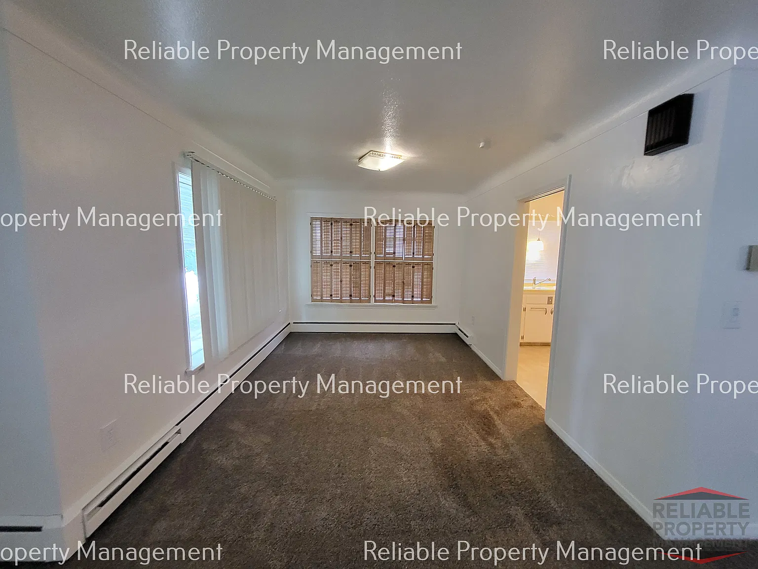 2 bed, 100 sqft, $1,120 — Photo 4