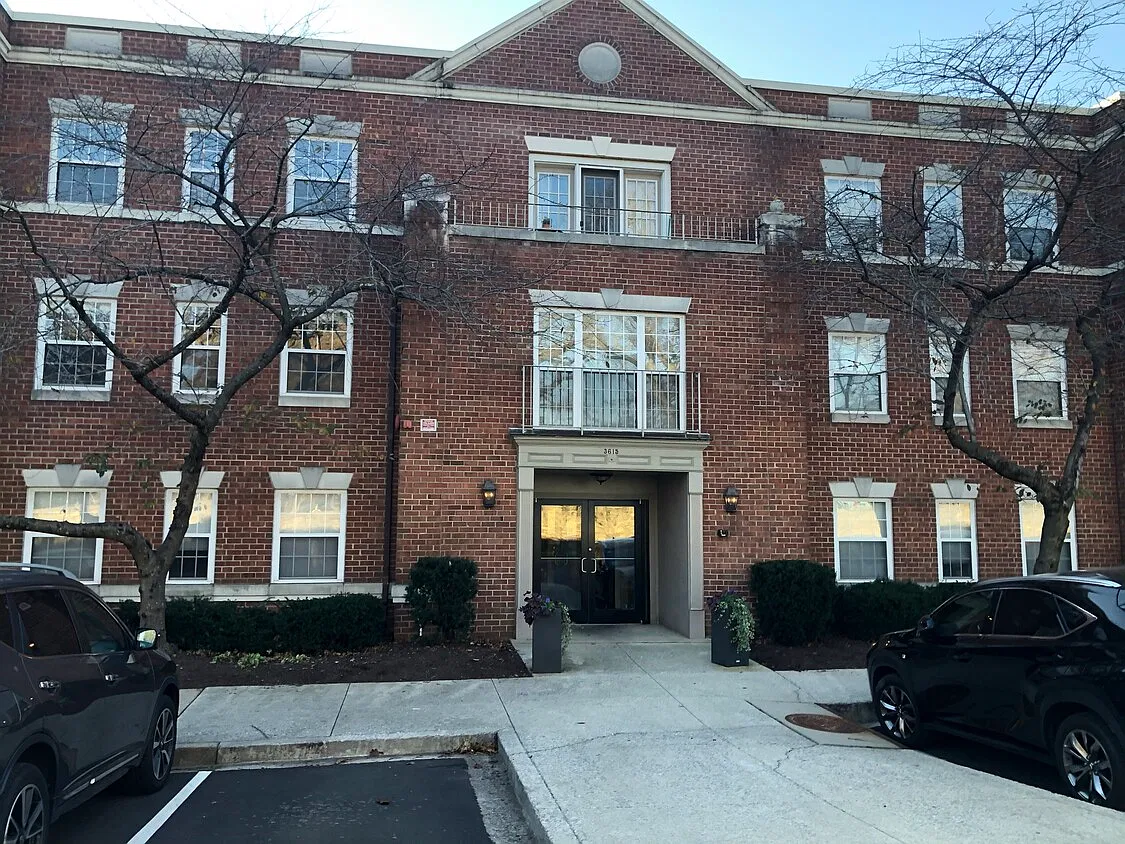 Studio, 525 sqft, $1,800 — Photo 3