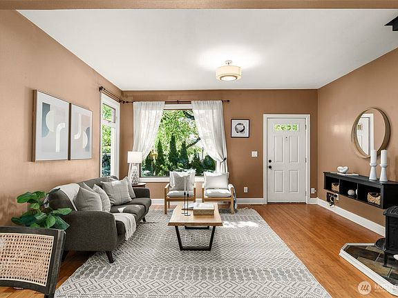 5th image of 6516 41st Avenue SW