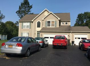 705 Mackenzie Ct, Webster, NY 14580