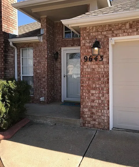 9643 S 89th East Ave — Photo 1