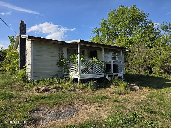 4th image of 1019 Gibson Ln
