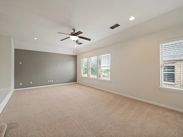 673 Revalen Ln — Photo 10
