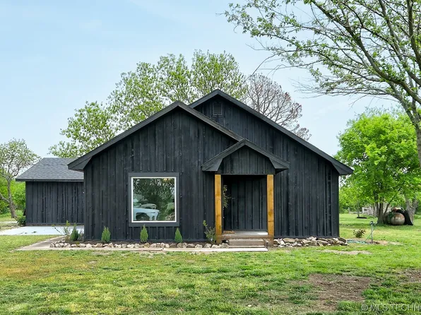 14746 Whiskey Creek Rd, Madill, OK 73446
