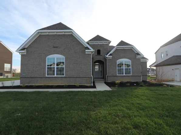 8944 Dawning Dr, Mason, OH 45040