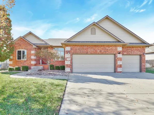 1011 N Beau Jardin Ct, Derby, KS 67037