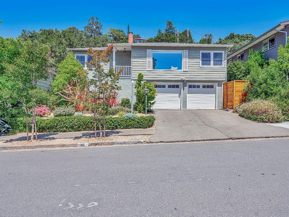 1st image of 28 Brookside Drive