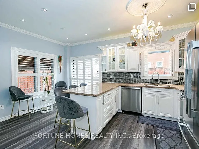 215 Drinkwater Rd — Photo 2