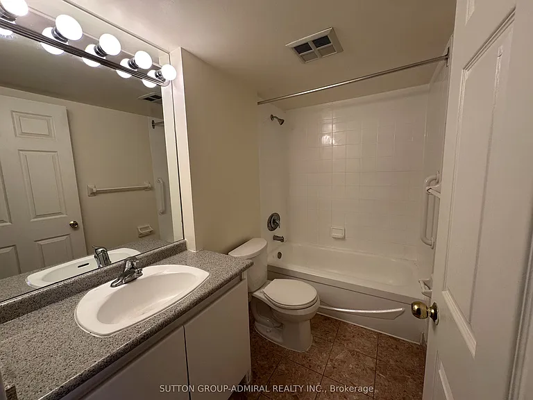 736 Bay St #1503 — Photo 2