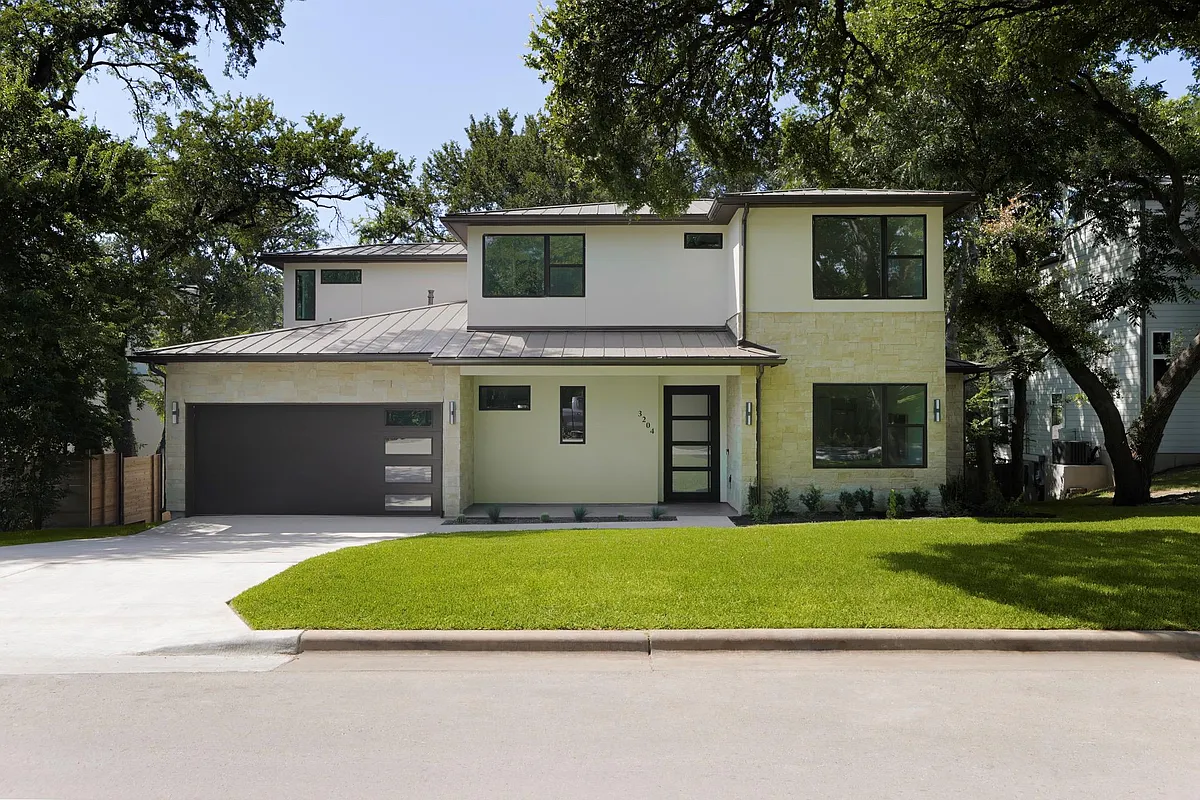 Building Photo - 3204 Westhill Dr