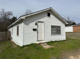 3815 Pine St, Texarkana, TX 75503