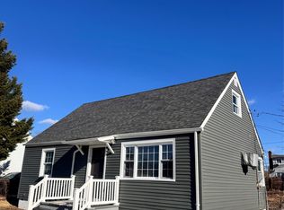 9 Emily St, Massapequa, NY 11758