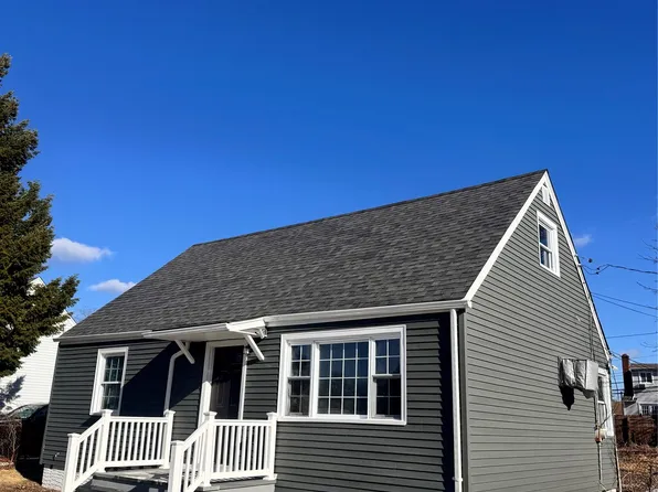 9 Emily Street, Massapequa, NY 11758