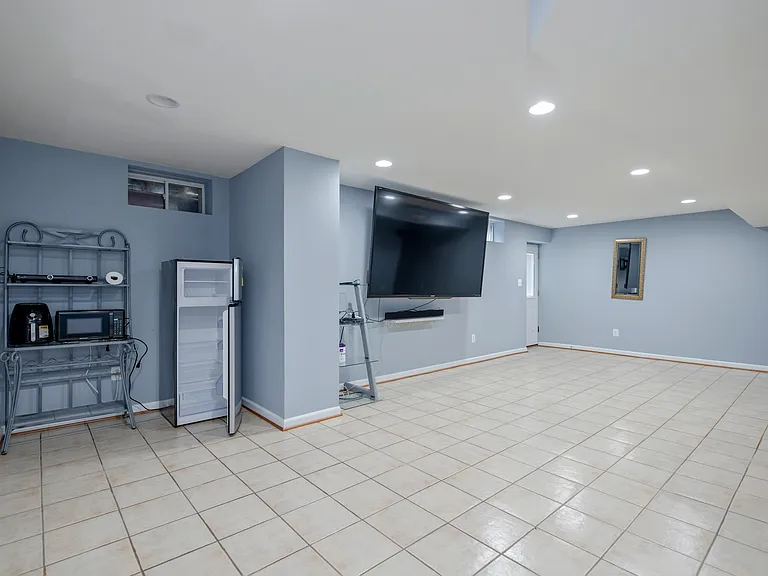 12506 Erroll Ln — Photo 6