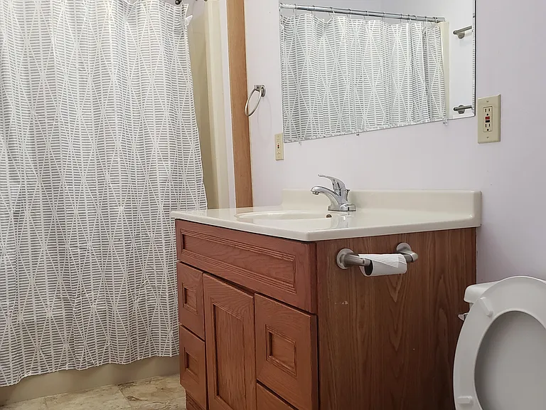 2267 S Syene Rd — Photo 15