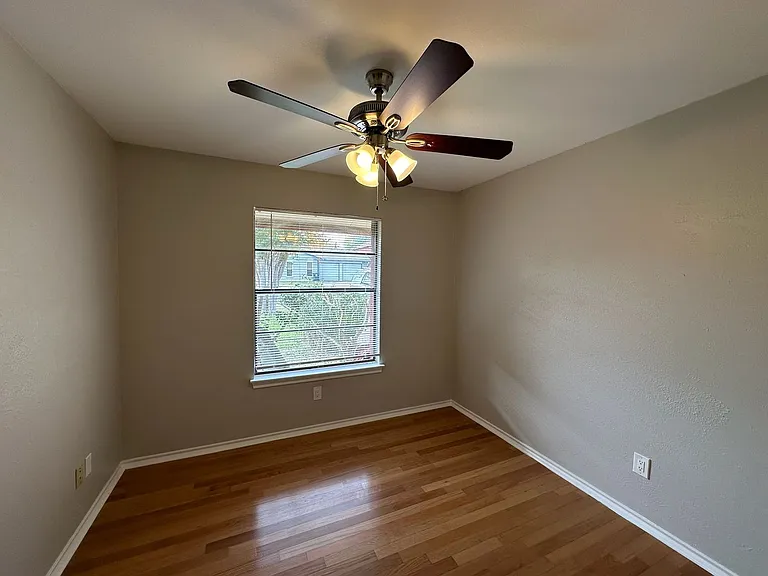 12101 Scissortail Dr — Photo 27