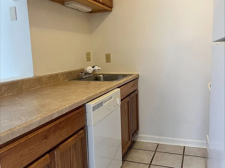 145 N Telemachus St — Photo 4