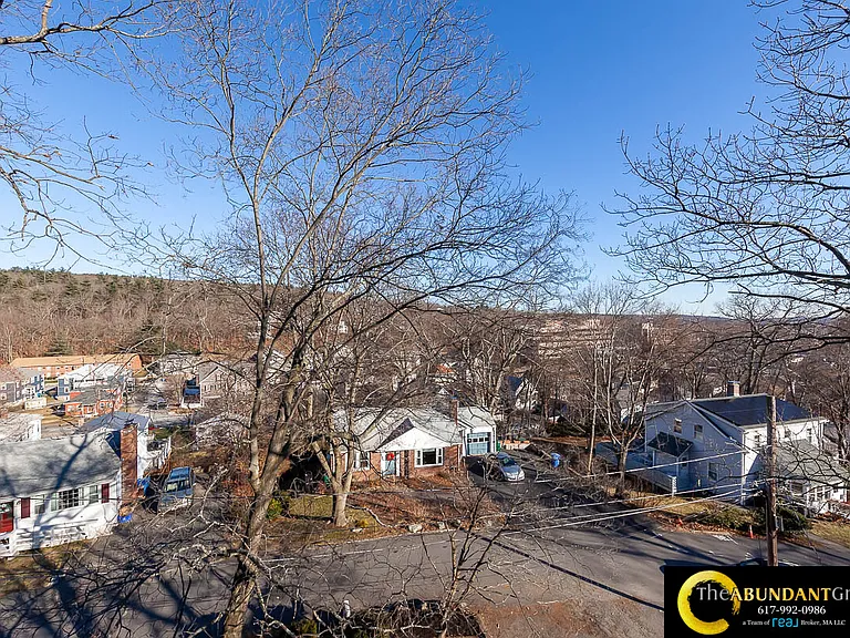 48 Caldwell Rd #1 — Photo 4