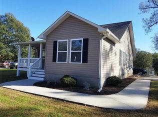 318 Dodd Hill Rd, West Union, SC 29696