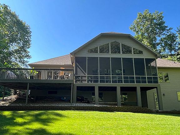 2nd image of 33064 Glen Eagle Ct