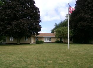 3428 W Pearl City Rd, Freeport, IL 61032