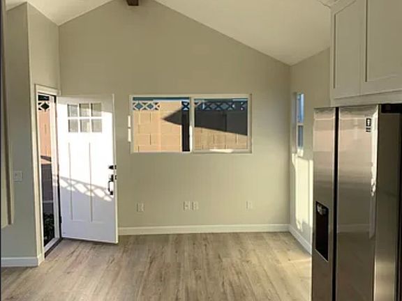 4th image of 7733 Devonwood Ave