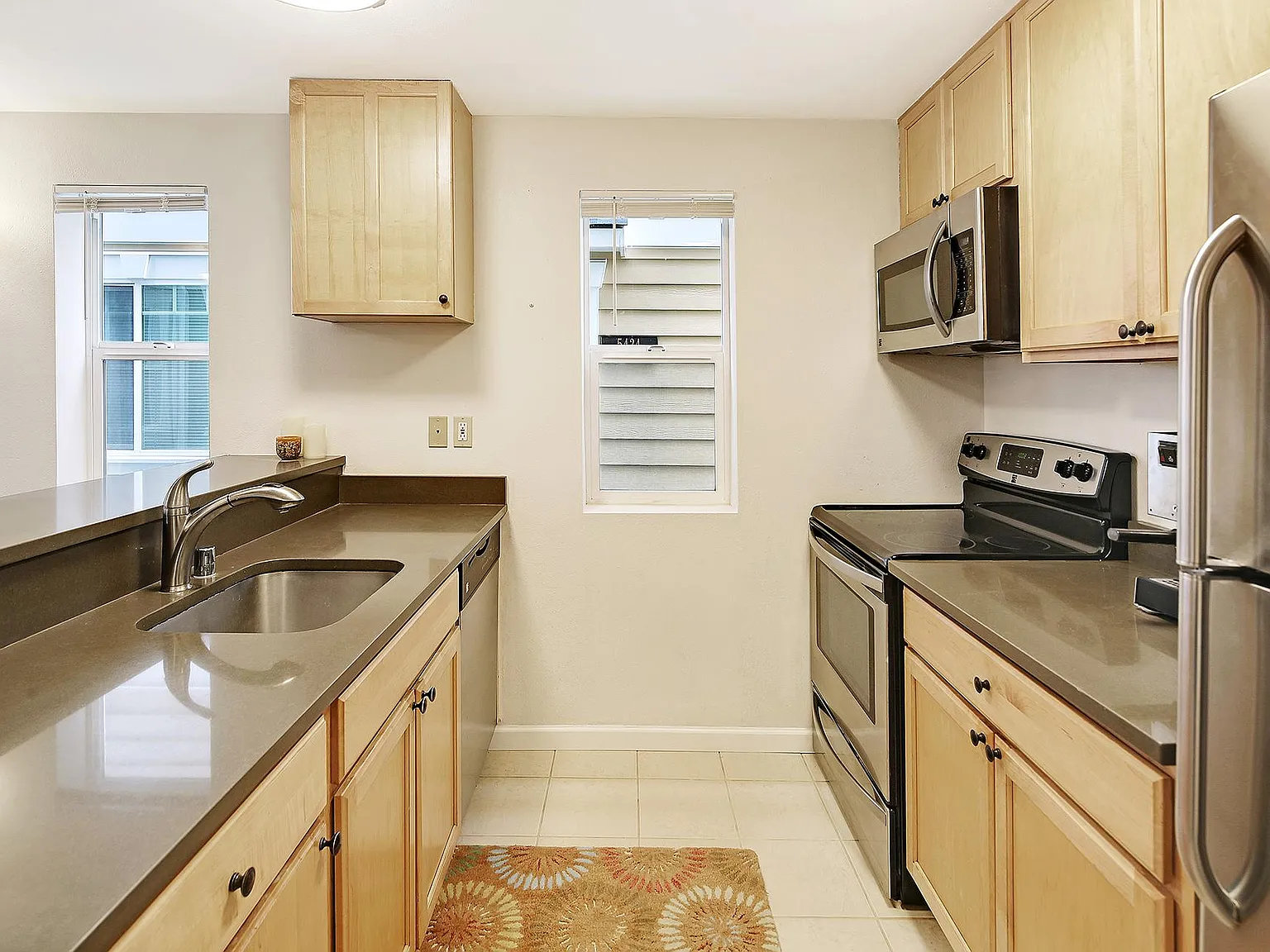 5428 Delridge Way SW — Photo 2