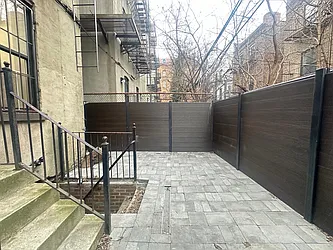 Rented by Dream Space Realty