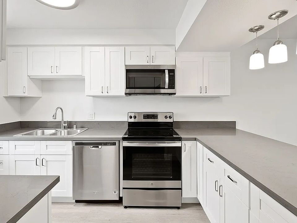 1st image of 712 S Fernwood St #26