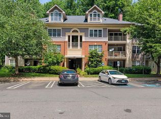 115 Timberbrook Ln #T-102, Gaithersburg, MD 20878